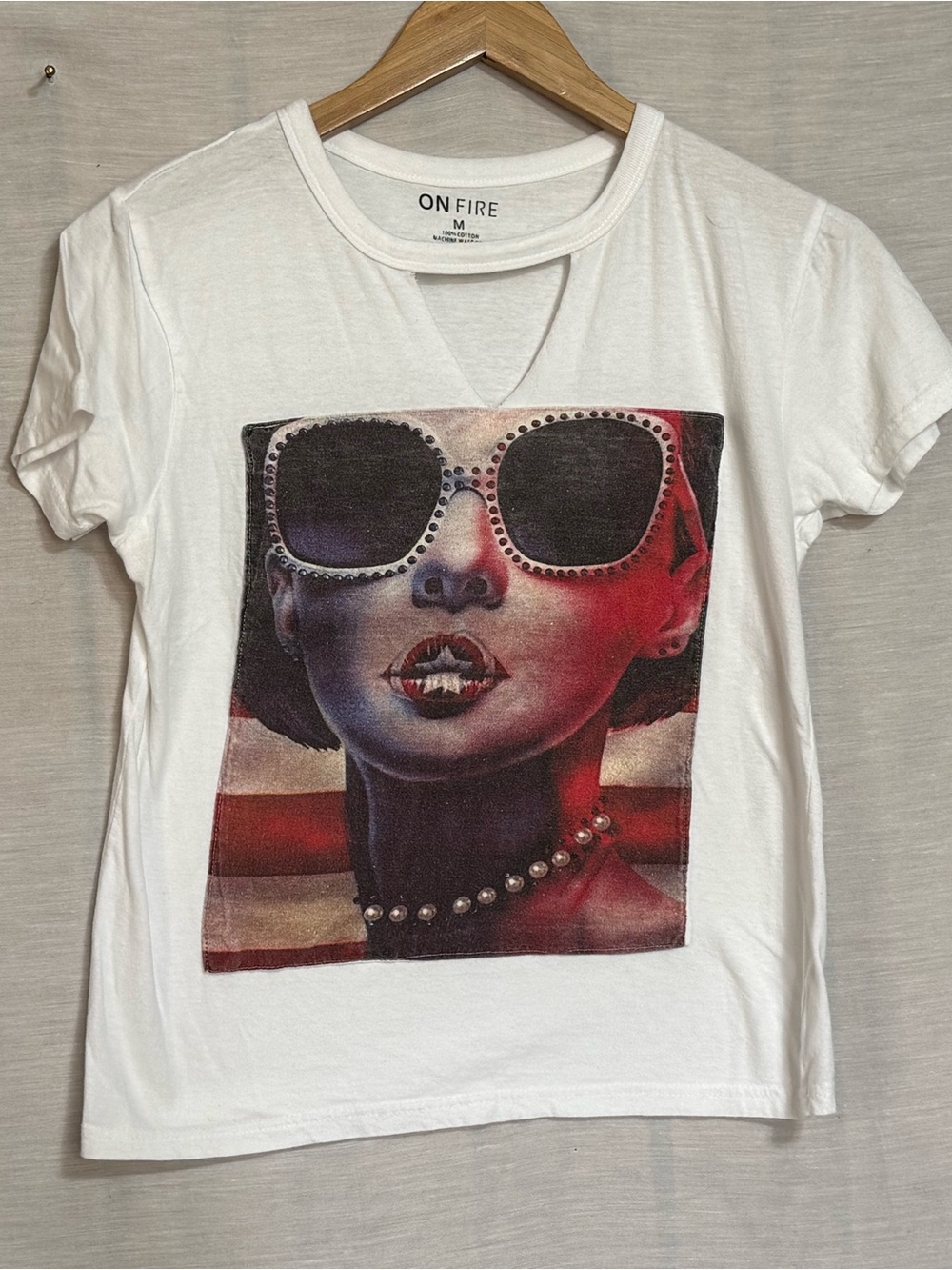 On Fire Patriotic Americana Graphic Tee Medium